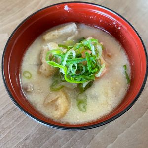 みちみちの作ってみた!投稿(【基本の粕汁】驚く美味しさ！豚肉と鮭の粕汁／関西の定番の味)