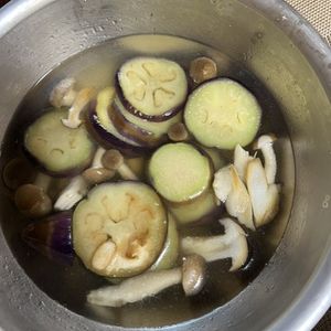 Hikeyの作ってみた!投稿(【焼き茄子とえのきのおひたし】フライパンで♪)