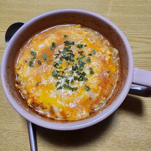 ナムディの作ってみた!投稿(レンジで簡単！チーズ入りシーフードのトマトスープごはん)