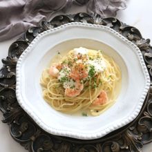 海老とモッツァレラの本鶏だしパスタ