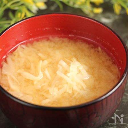 それもったいない キャベツの芯でお味噌汁 By だんどり レシピサイト Nadia ナディア プロの料理家のおいしいレシピ それもったいない キャベツの芯でお味噌汁 By だんどり レシピサイト Nadia ナディア プロの料理家のおいしいレシピ
