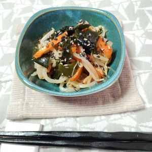 M＊Pの作ってみた!投稿(タレがバリ旨《もやしとわかめ♡旨塩オイスター》)