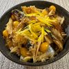 楽ラク手抜キッチン🐶🐾の作ってみた!投稿(昨日の焼き秋刀魚活用「焼き秋刀魚と銀杏の味噌釜飯」)