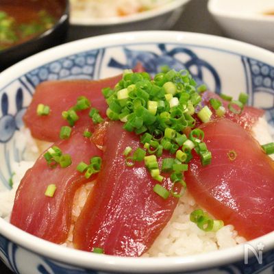 簡単!置いておくだけ!マグロの漬け丼