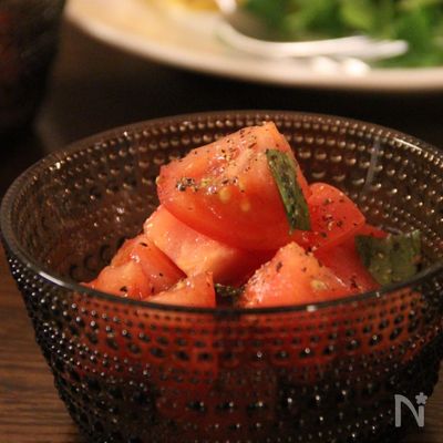 3分で出来る！トマトのバジルマリネ