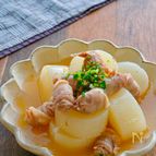大根とくるくる豚バラの旨だし煮【下茹で無し♪】