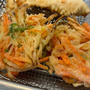 ムーちゃんの作ってみた!投稿(揚げない　サクサク野菜かき揚げ)