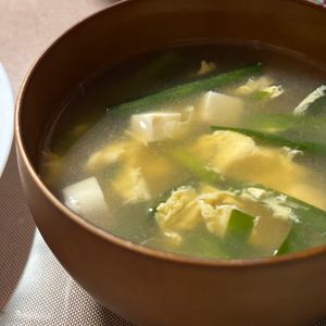 えみりんの作ってみた!投稿(簡単おいしい♡『ニラ玉スープ』ほのかに香るにんにく風味♩)