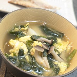 ひつじの作ってみた!投稿(【ほうれん草とじゃが芋のかきたま味噌汁】まろやかで美味しい♬)