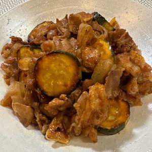 楽ラク手抜キッチン🐶🐾の作ってみた!投稿(ご飯がすすむ♡【豚バラとズッキーニのガリポン炒め】)