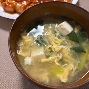 えみりんの作ってみた!投稿(カルシウムの吸収アップ！豆腐としらすの味噌汁)