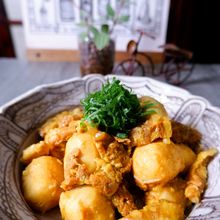 ＼冷凍里芋で／柔らか豚なんこつと里芋の旨カレー煮