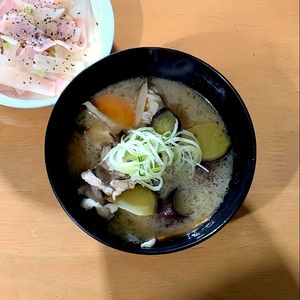 かおちゃんの作ってみた!投稿(肌寒くなってきた季節に♪『秋野菜の絶品豚汁』)