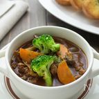 ルウ・デミ缶・赤ワイン不使用！すぐできお子さまビーフシチュー