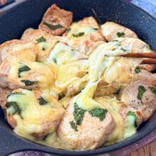 下味効果でむね肉しっとり♪【しそチーズチキン】
