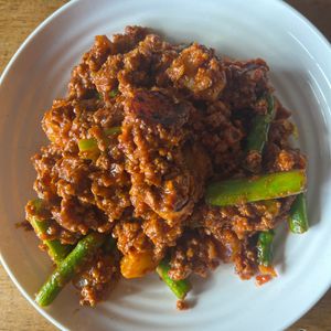 青リンゴの作ってみた!投稿(【アスパラとじゃがいものミートソース】パスタソースで簡単調理)