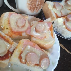 まなみの作ってみた!投稿(子どものオヤツに♡簡単ピザトースト)