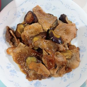 milkの作ってみた!投稿(『豚こまと茄子の胡麻甘酢炒め』パパッと簡単♪ご飯が進む♡)