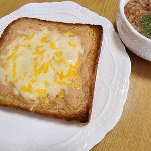 ナムディの作ってみた!投稿(冷凍保存ＯＫ！とろーり♪チーズと明太子の冷凍作りおきトースト)