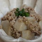 しょうがの効いた、鶏ひき肉とサトイモの煮物