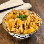 【新玉トロ豚丼】やわやわジューシーな神豚丼