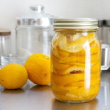 「材料二つだけ♪」簡単手作り調味料【塩ゆず】
