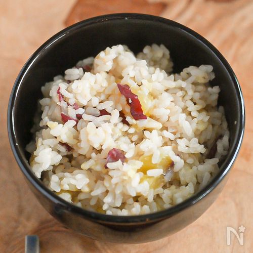 そのまま入れて！さつまいも炊き込みごはん
