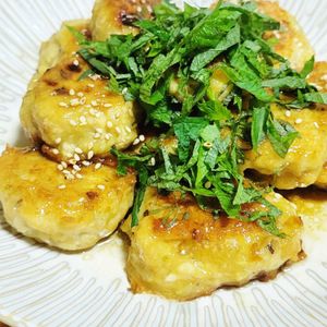 ヴェルの作ってみた!投稿(コリコリ食感がクセになる！軟骨入り風つくね)