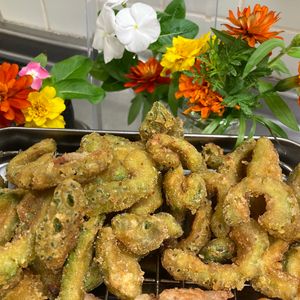 そら・ゆずの作ってみた!投稿(サクサク！フライドカレーゴーヤ)