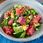 とろとろ旨辛！マグロとアボカドの韓国風コチュ和え