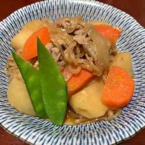 りんごの作ってみた!投稿(【味染み♡肉じゃが】定番極めた和食おかず♡)