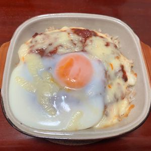 りんごの作ってみた!投稿(レンジで作るホワイトソース♡『とろ~り卵のミートドリア』)