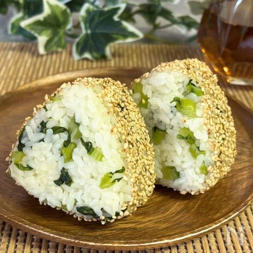ツーンと旨い！野沢菜わさびおにぎり