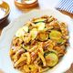旨辛♡食欲そそる【豚こまとズッキーニのコチュマヨ炒め】