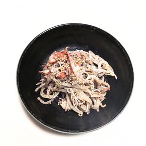 ごんべすの作ってみた!投稿(さっぱり★もやしとカニカマのゆかりマヨ和え)