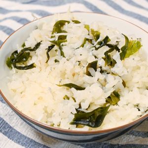 こざかなの作ってみた!投稿(給食のあれ！わかめごはん。)