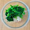 【ほうれん草と半熟卵のごま味噌マヨサラダ】美味しすぎる！！の工程1