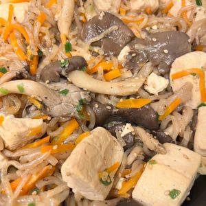1565707の作ってみた!投稿(まるで麺！豆腐としらたきの甘辛にんにく炒め【ごはんすすむ】)