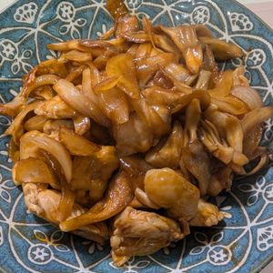 たかし（娘2人）の作ってみた!投稿(ワンパン10分！【鶏むね肉のデミグラスチキン】デミ缶不要♩)