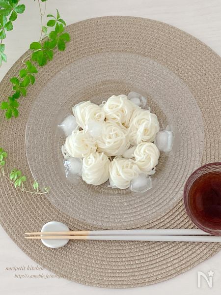 SNSで話題！時間が経ってもくっつかない【裏技】素麺の茹で方