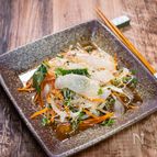これからの季節にぴったりな「鯛の中華風サラダ」