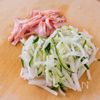 【大根ときゅうりとハムのサラダ】タレが絶品！やみつき副菜♪の工程1