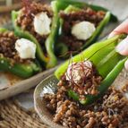 クリチとピリ辛肉味噌ピーマン。パリッパリ食感が止まらない。