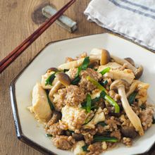 とろうま♡ひき肉で作る！すき焼き風肉豆腐