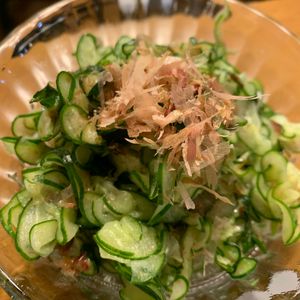 ぐ〜たら子の作ってみた!投稿(食べやすさ抜群！酸っぱすぎない【きゅうりと大葉の酢の物】)