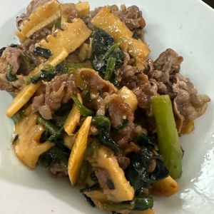 あけみの作ってみた!投稿(『牛肉とたけのことアスパラのオイスター炒め』絶品☆ご飯が進む)