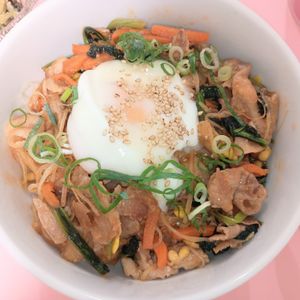 milkの作ってみた!投稿(【豚こま旨辛ビビンバ】一緒に炒めて簡単早い！)