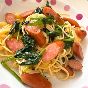 ぷりんの作ってみた!投稿(お家で本格!『ウインナーとほうれん草のペペロンチーノ』)