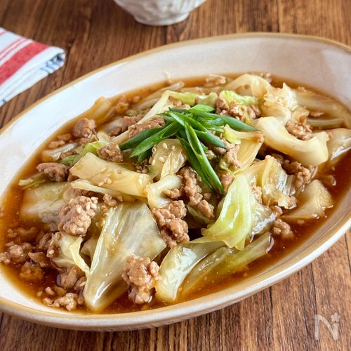 シャキとろ食感♪【豚ひき肉とキャベツの簡単甘辛あん】