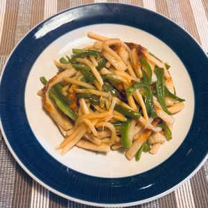puricoの作ってみた!投稿(肉なしで大満足！【竹輪のチンジャオロース】)